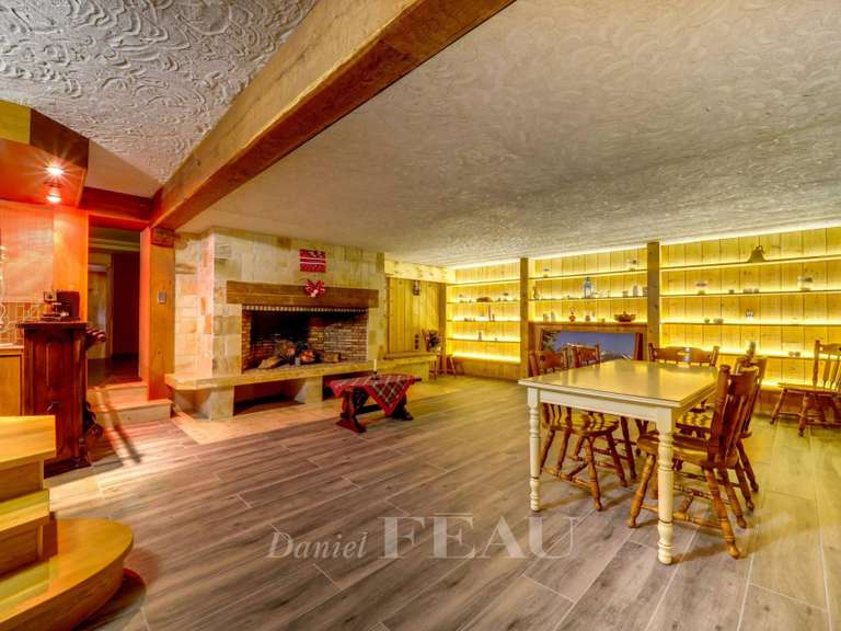 Maison Crespières - 5 chambres - 591m²