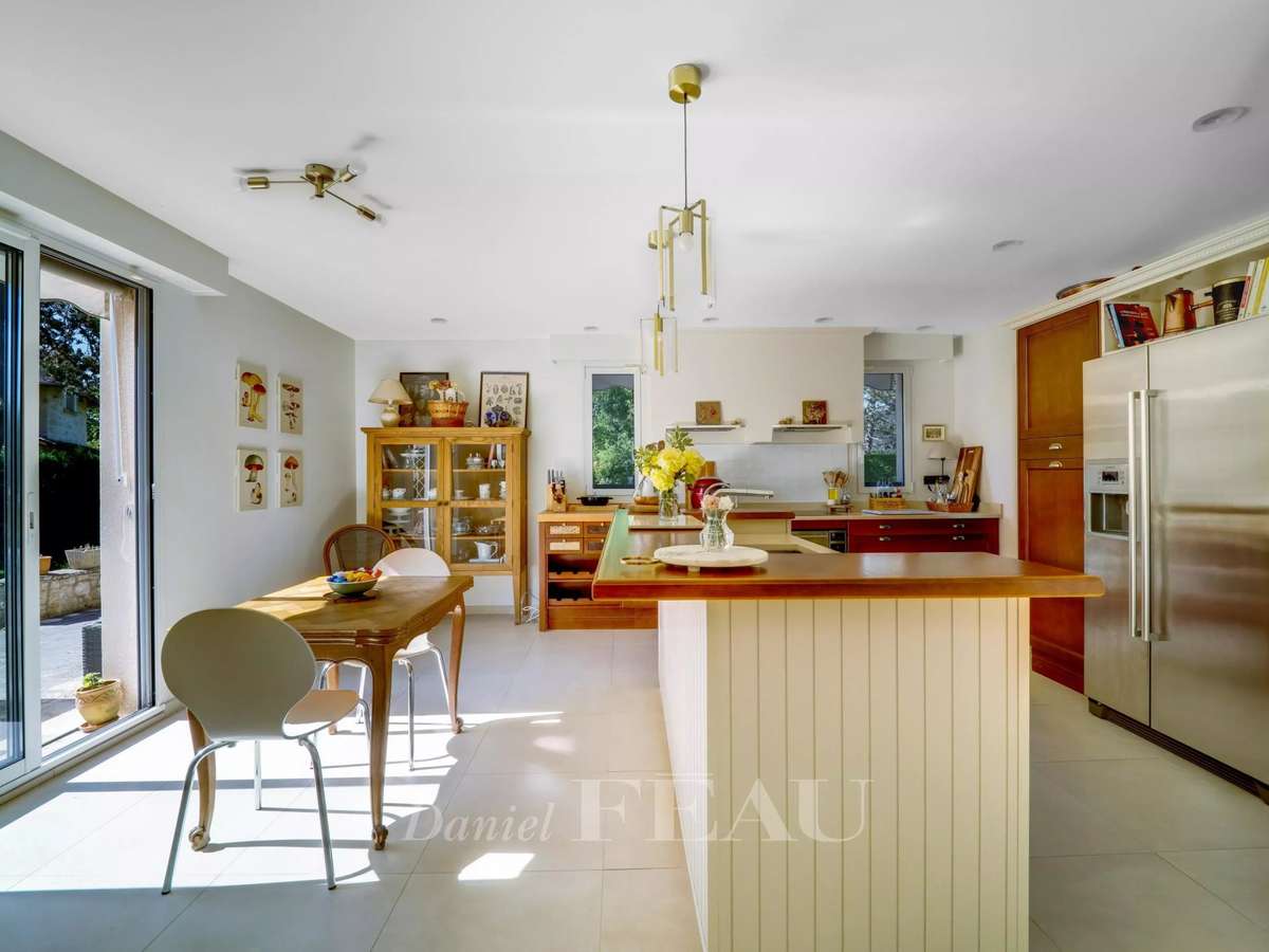 Maison Crespières