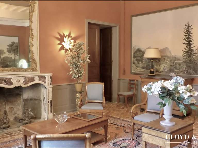 Castle Crest - 20 bedrooms - 6000m²