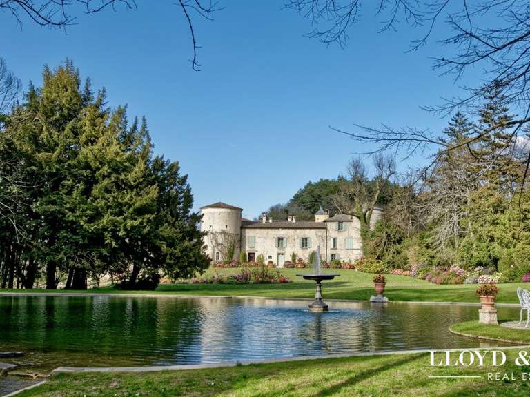 Castle Crest - 20 bedrooms - 6000m²