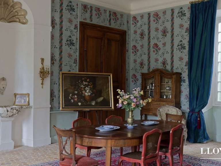 Castle Crest - 20 bedrooms - 6000m²