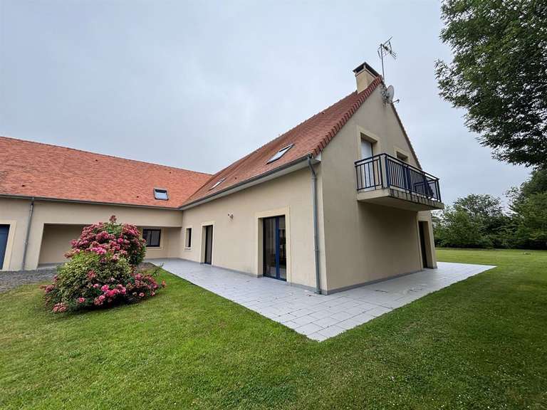 Maison Creully - 5 chambres - 388m²