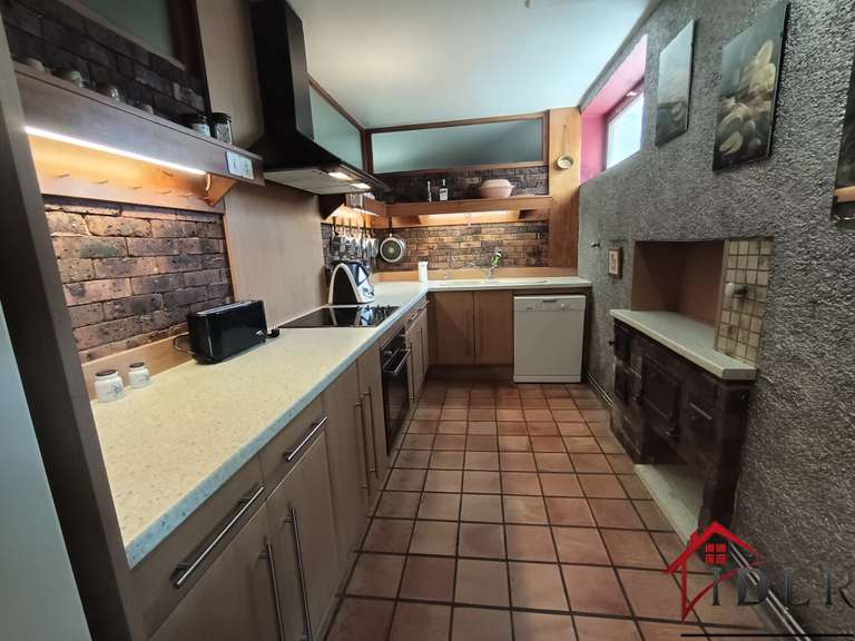 Maison Crissey - 6 chambres - 270m²