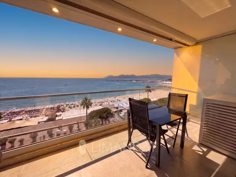Appartement avec Vue sur mer Croisette - 3 chambres - 107m²