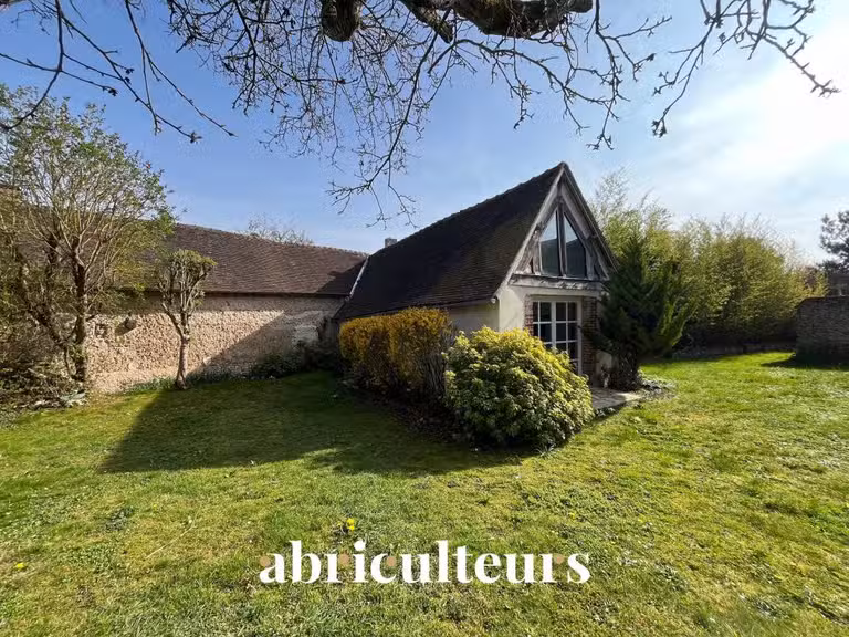 Maison Croisilles - 5 chambres - 409m²