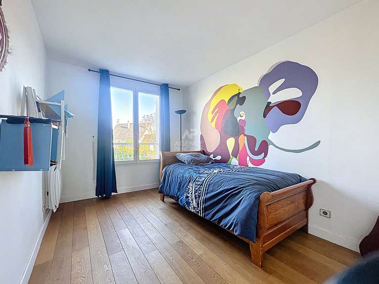 Maison Croissy-sur-Seine - 4 chambres - 123m²