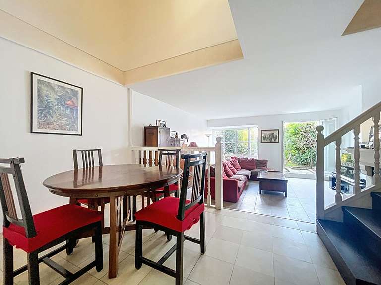 Maison Croissy-sur-Seine - 4 chambres - 123m²