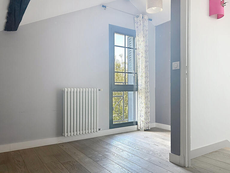 House Croissy-sur-Seine - 4 bedrooms - 126m²