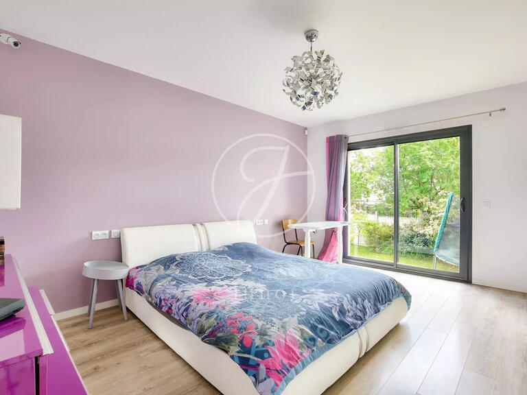 House Croissy-sur-Seine - 4 bedrooms - 207m²