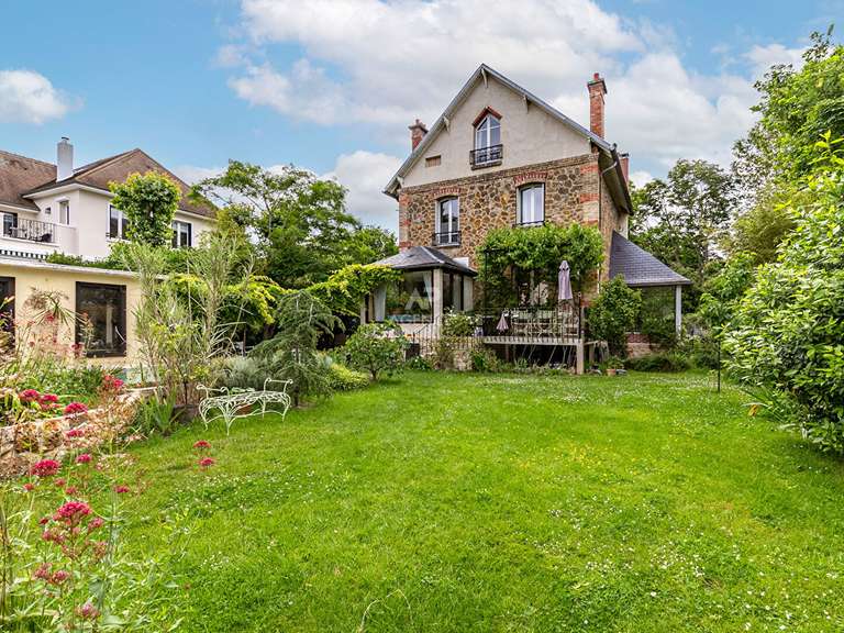 Maison Croissy-sur-Seine - 4 chambres - 185m²