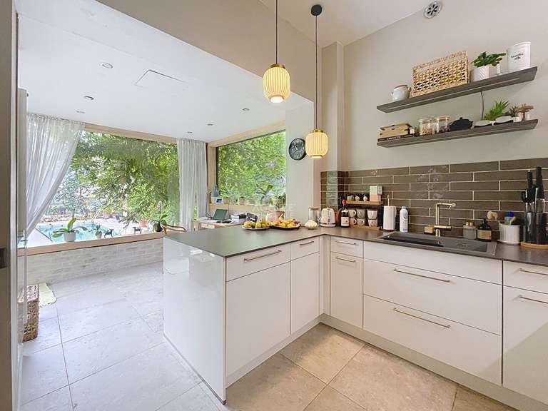 Maison Croissy-sur-Seine - 4 chambres - 185m²