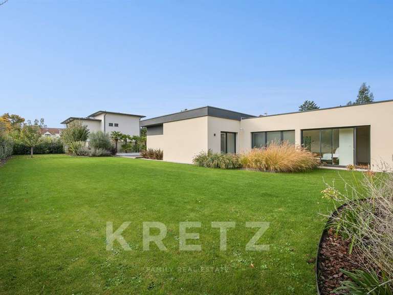 Maison Croissy-sur-Seine - 5 chambres - 324m²