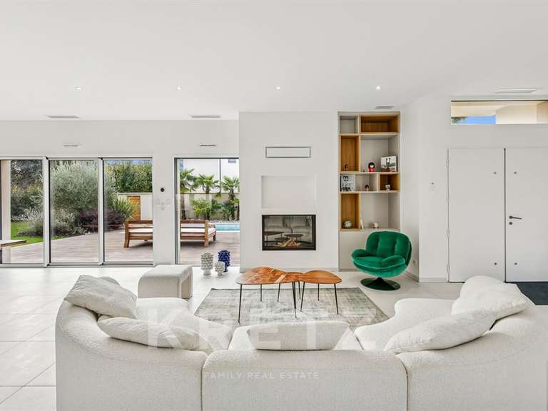 Maison Croissy-sur-Seine - 5 chambres - 324m²