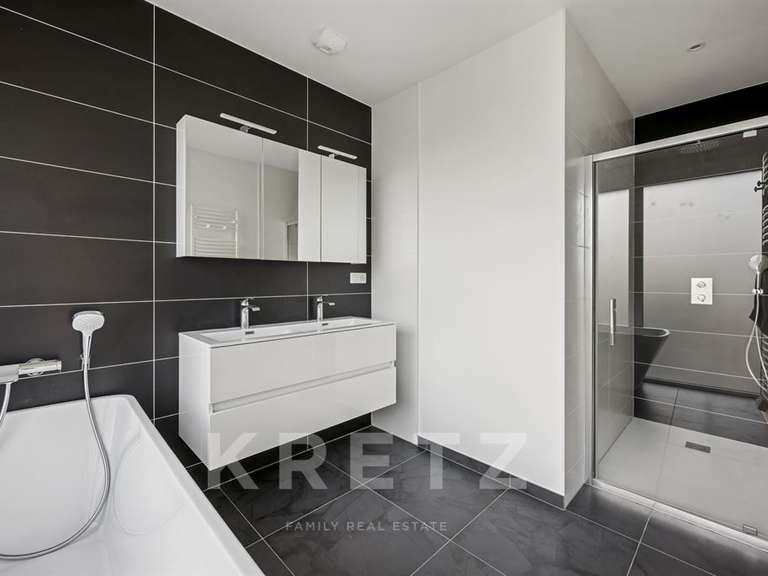 Maison Croissy-sur-Seine - 5 chambres - 324m²