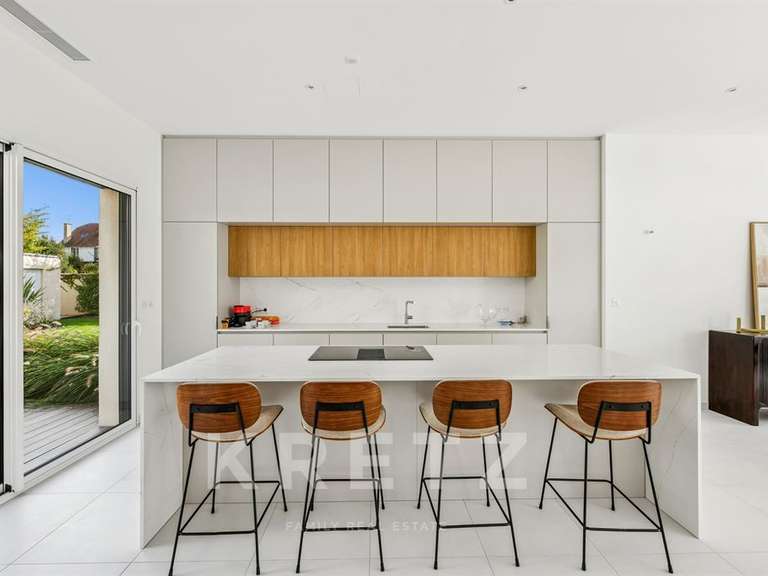 Maison Croissy-sur-Seine - 5 chambres - 324m²