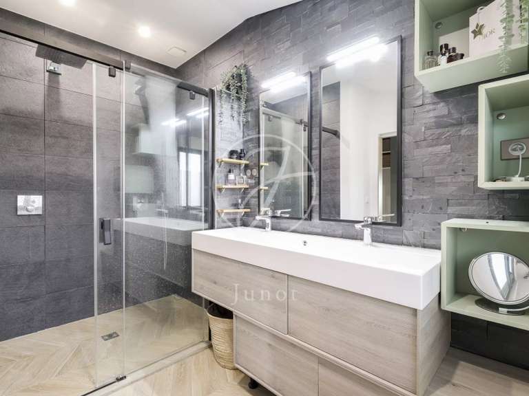 Maison Croissy-sur-Seine - 4 chambres - 210m²