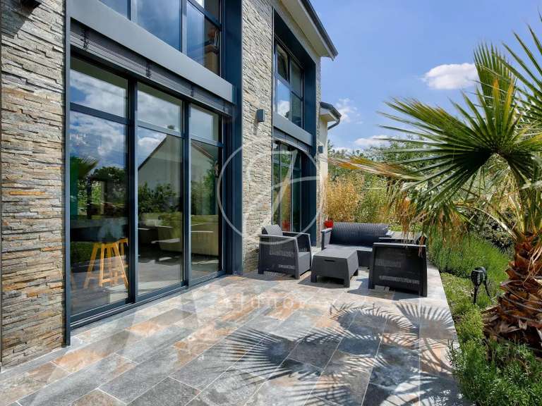 Maison Croissy-sur-Seine - 4 chambres - 207m²