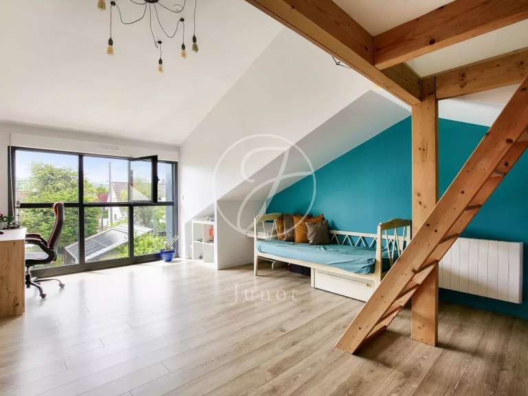 Maison Croissy-sur-Seine - 4 chambres - 207m²