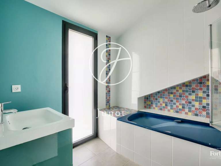 Maison Croissy-sur-Seine - 4 chambres - 207m²