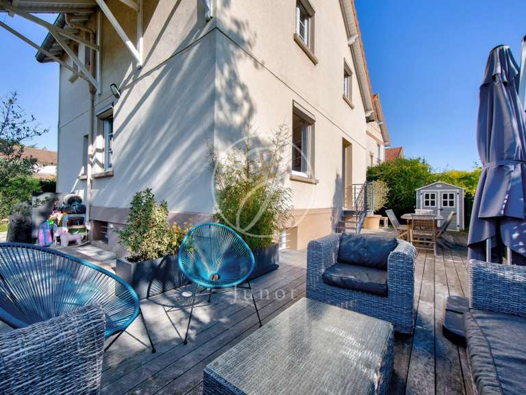 Maison Croissy-sur-Seine - 5 chambres - 156m²