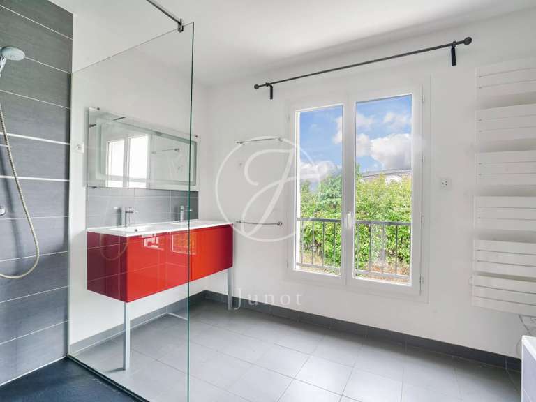 Maison Croissy-sur-Seine - 5 chambres - 305m²