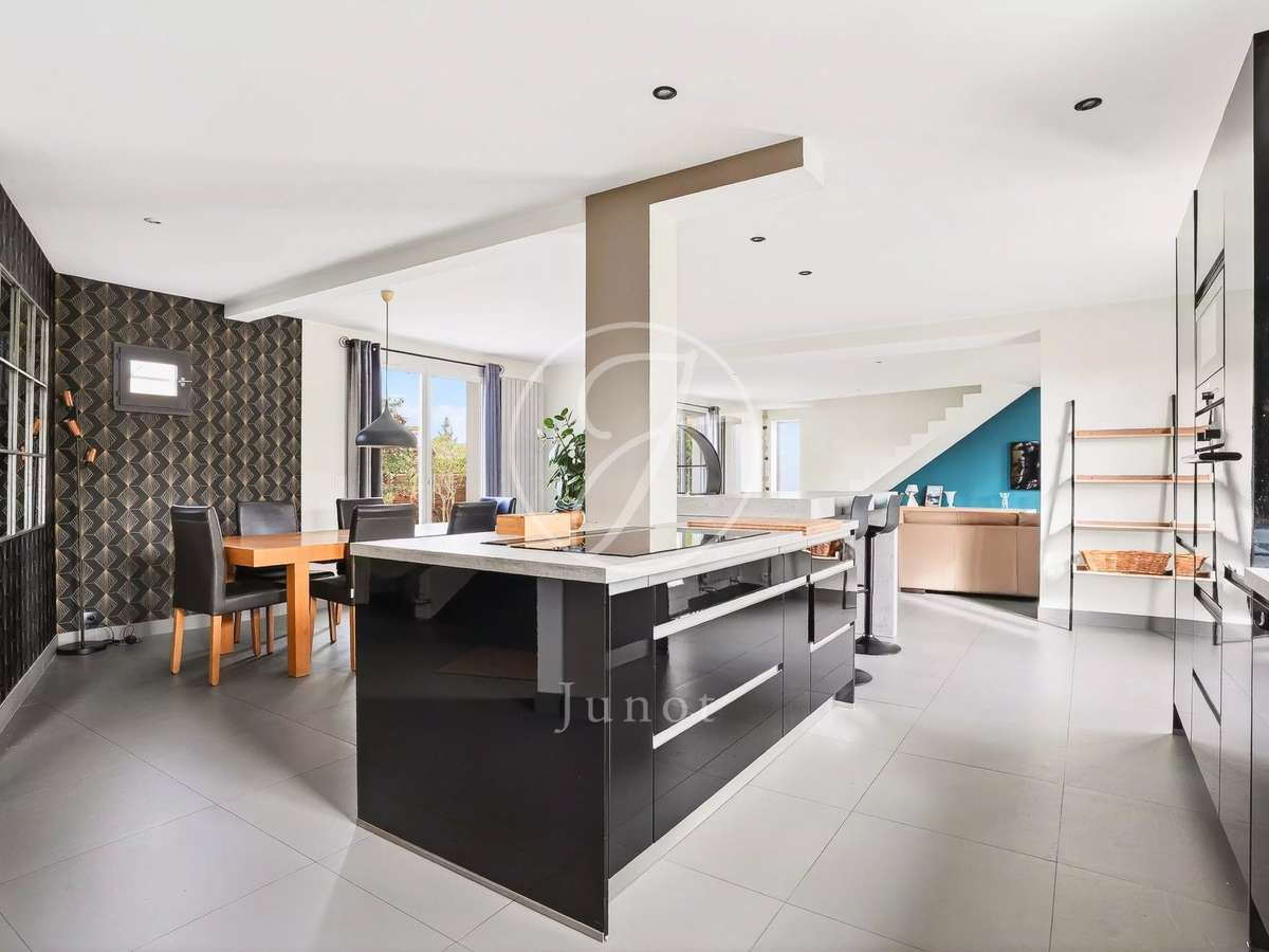 House Croissy-sur-Seine