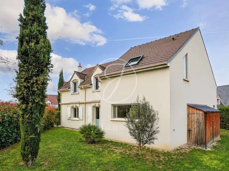 Maison Croissy-sur-Seine - 4 chambres - 220m²