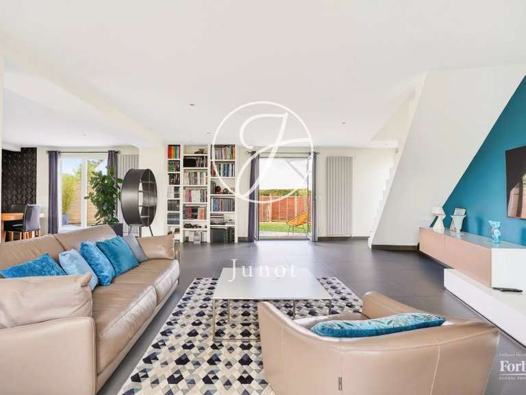 Maison Croissy-sur-Seine - 4 chambres - 220m²