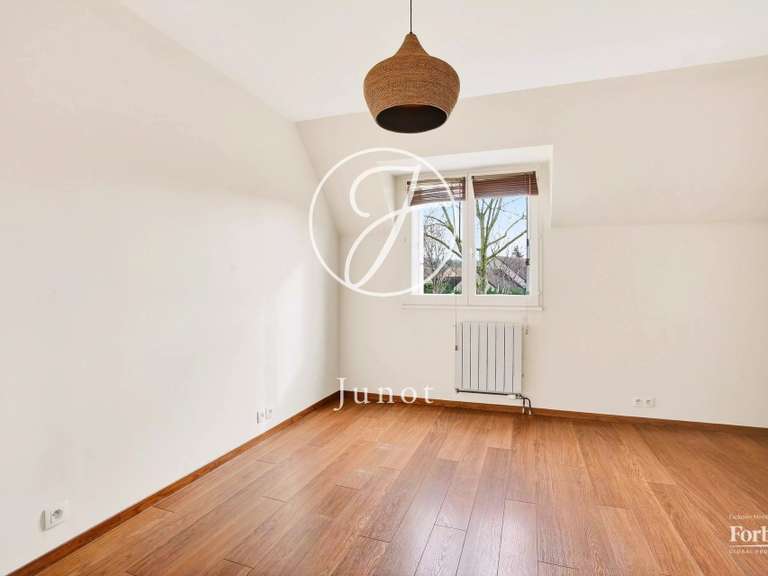 Maison Croissy-sur-Seine - 4 chambres - 220m²