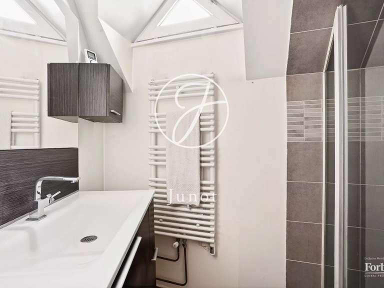 Maison Croissy-sur-Seine - 4 chambres - 220m²