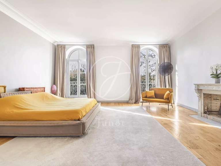 Maison Croissy-sur-Seine - 5 chambres - 502m²