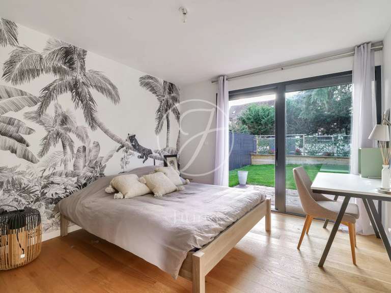 Maison Croissy-sur-Seine - 5 chambres - 200m²