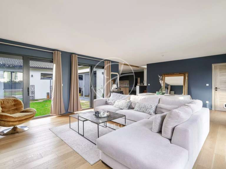 Maison Croissy-sur-Seine - 5 chambres - 200m²