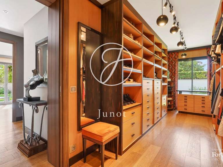 Maison Croissy-sur-Seine - 4 chambres - 401m²