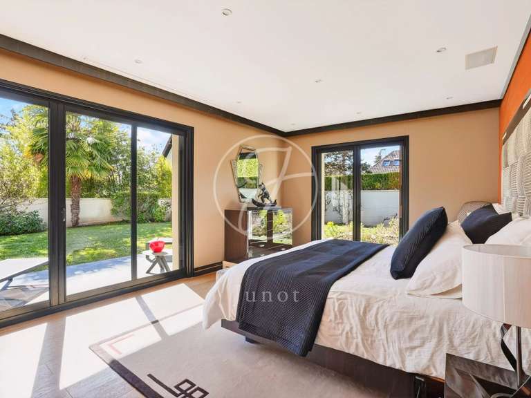 Maison Croissy-sur-Seine - 4 chambres - 401m²