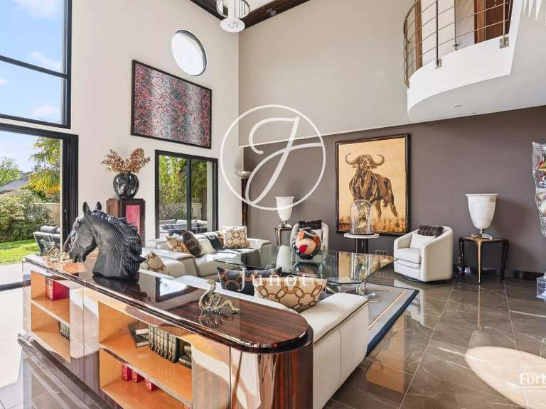 Maison Croissy-sur-Seine - 4 chambres - 401m²