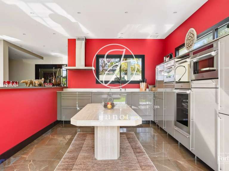 Maison Croissy-sur-Seine - 4 chambres - 401m²