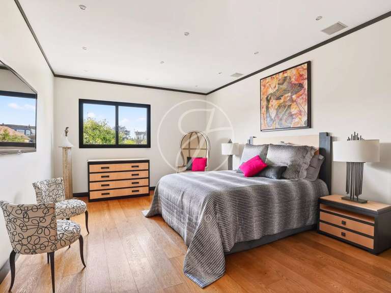 Maison Croissy-sur-Seine - 4 chambres - 401m²