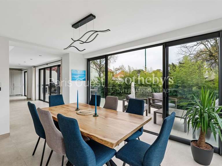 Maison Croissy-sur-Seine - 5 chambres - 297m²