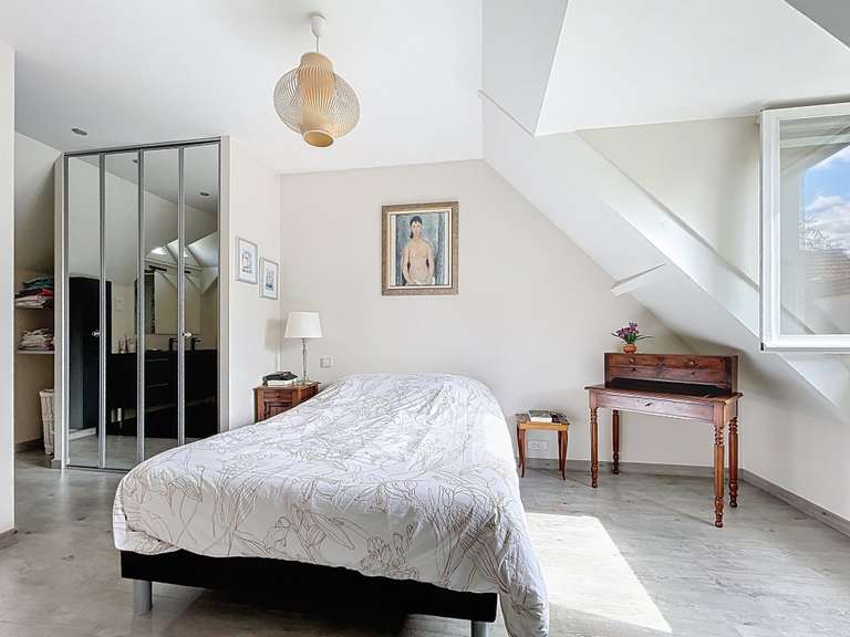 Maison Croissy-sur-Seine - 4 chambres - 140m²