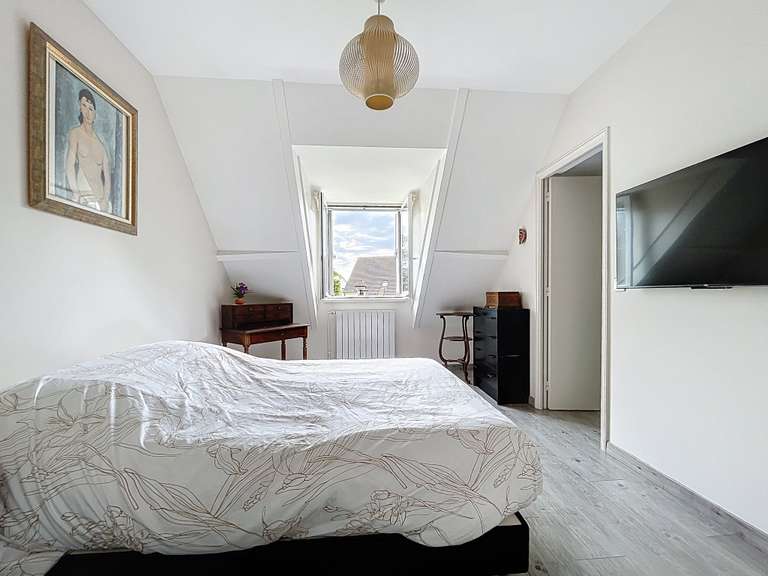 Maison Croissy-sur-Seine - 4 chambres - 140m²