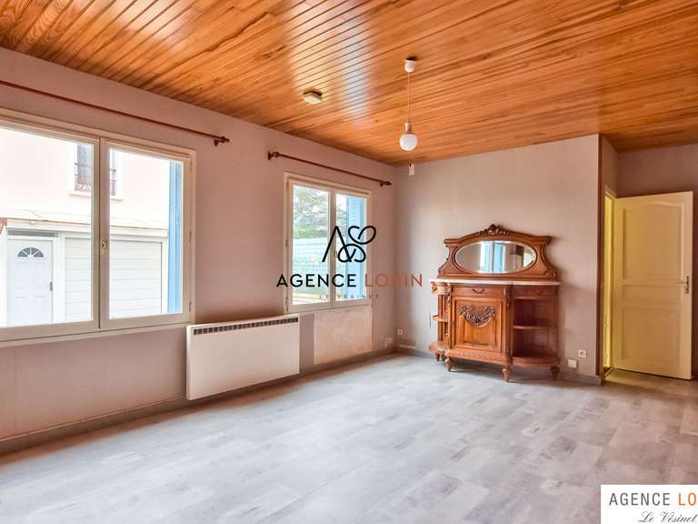 Maison Croissy-sur-Seine - 7 chambres - 242m²