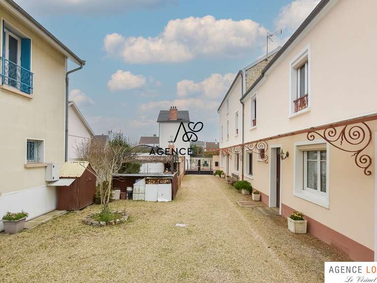 Maison Croissy-sur-Seine - 7 chambres - 242m²
