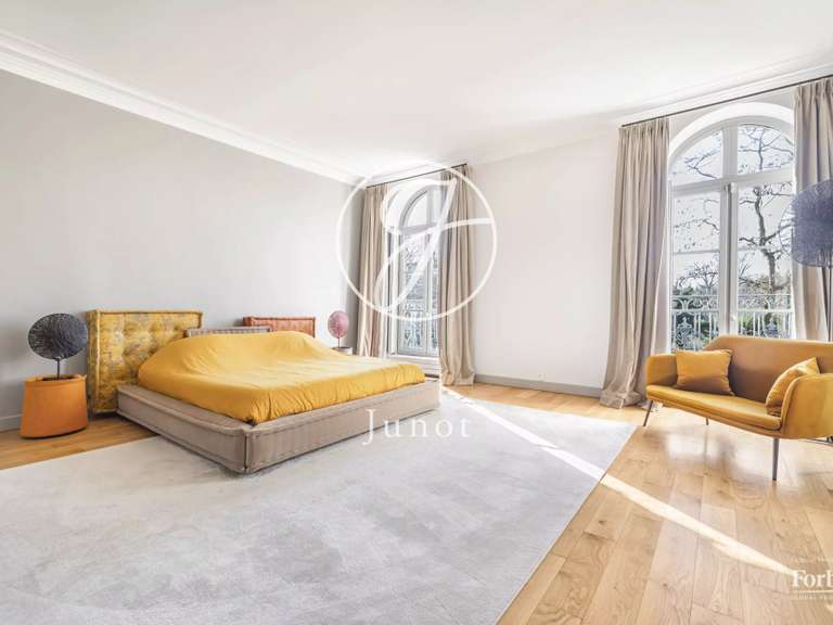 Maison Croissy-sur-Seine - 5 chambres - 502m²