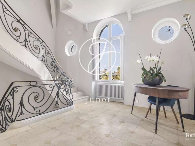 Maison Croissy-sur-Seine - 5 chambres - 502m²