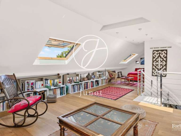 Maison Croissy-sur-Seine - 5 chambres - 242m²