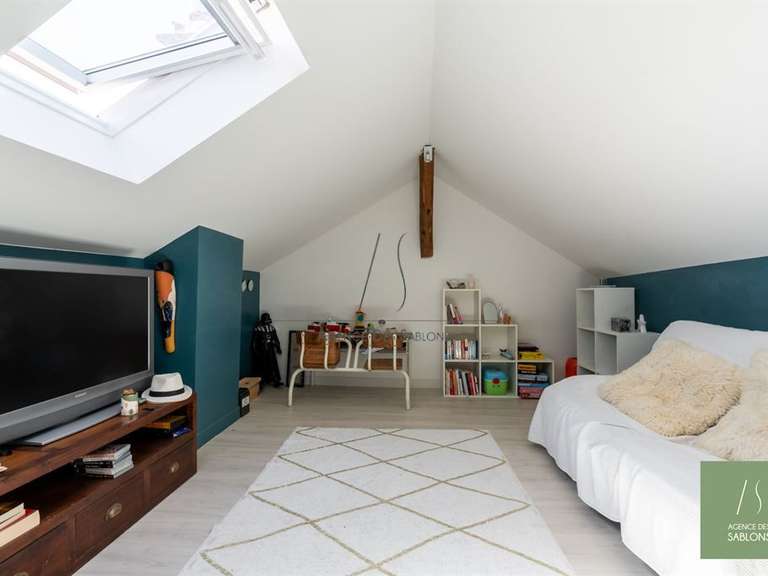 Maison Croissy-sur-Seine - 5 chambres - 205m²