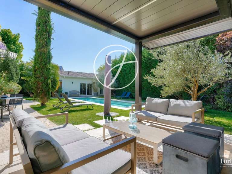 Maison Croissy-sur-Seine - 5 chambres - 372m²