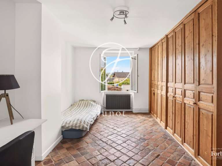Maison Croissy-sur-Seine - 5 chambres - 223m²