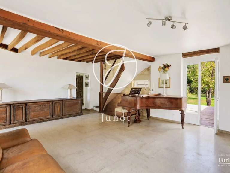 Maison Croissy-sur-Seine - 5 chambres - 223m²